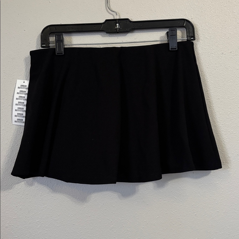 NWT Urban Outfitters Black Mini Skort - Picture 4 of 8